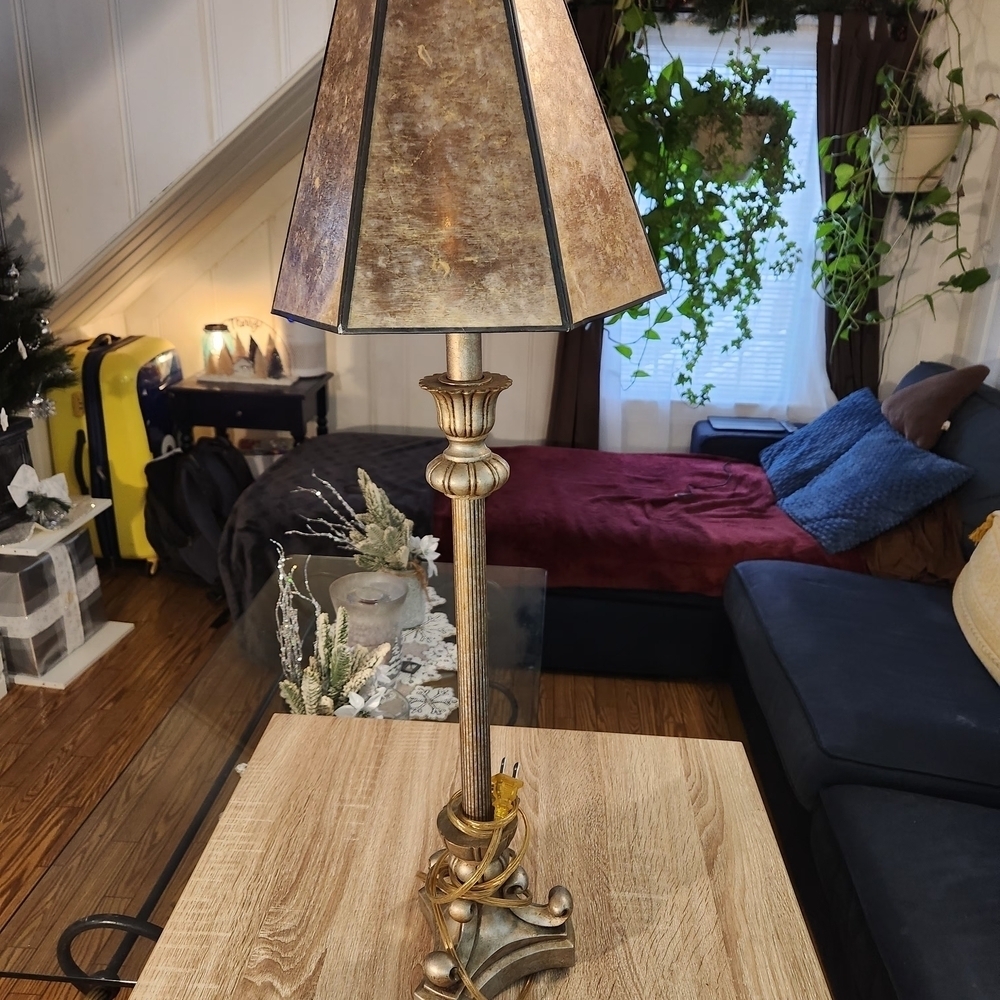 Elegant Bronze Table Lamp Mica Shade